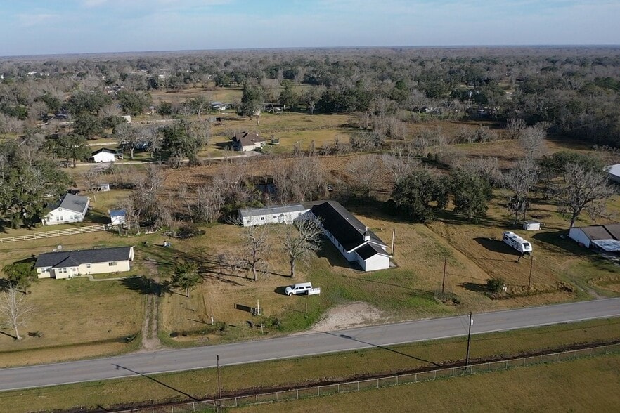 More Photos Of 3922 County Road 353, Brazoria Religious Facility For Sale