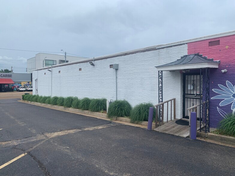 More Photos Of 661 Madison Ave, Memphis Medical For Sale