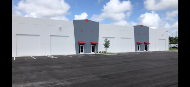 More Photos Of 1750 SE 38th Ave, Homestead Warehouse For Lease