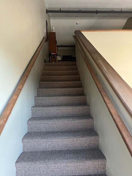 More Photos Of 11616 Shaffer Pl, Littleton Showroom For Lease