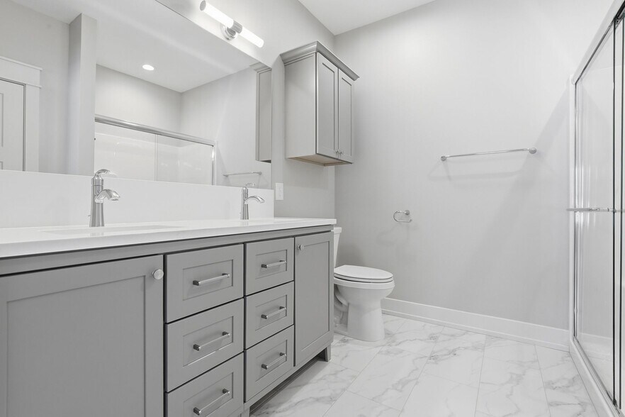 More Photos Of 100 Huselton Dr, Butler Specialty For Sale