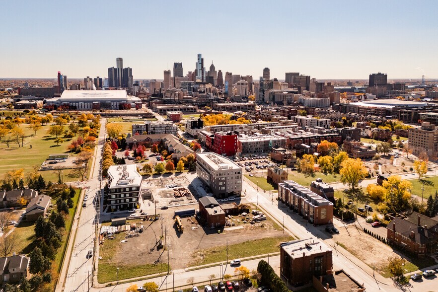 More Photos Of 444 Watson St, Detroit Apartments For Lease