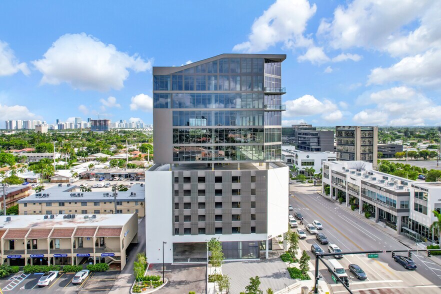 More Photos Of 800 N Federal Hwy, Hallandale Beach Medical For Sale