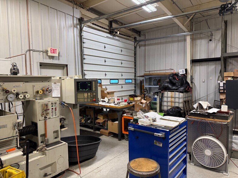 More Photos Of 24108 S Northern Illinois Dr, Channahon Warehouse For Lease