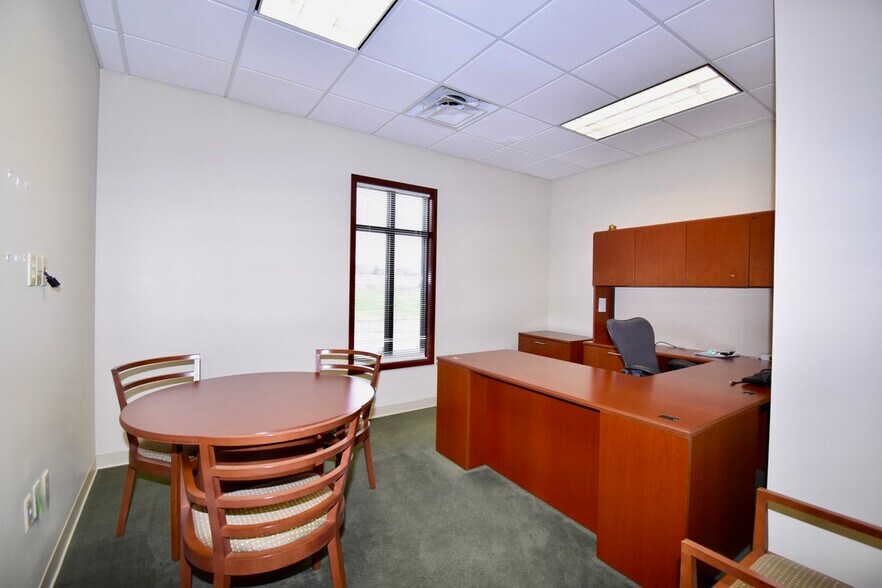 More Photos Of 79 Stonebridge Blvd, Jackson Office For Lease