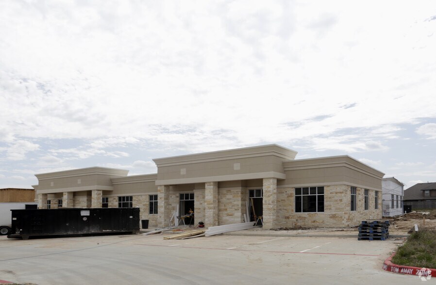 More Photos Of 1526 Katy Gap Rd, Katy Medical For Lease