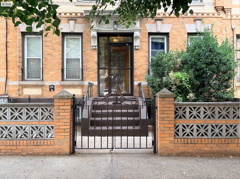 Primary Photo Of 4605 30th Ave, Astoria Apartments For Sale