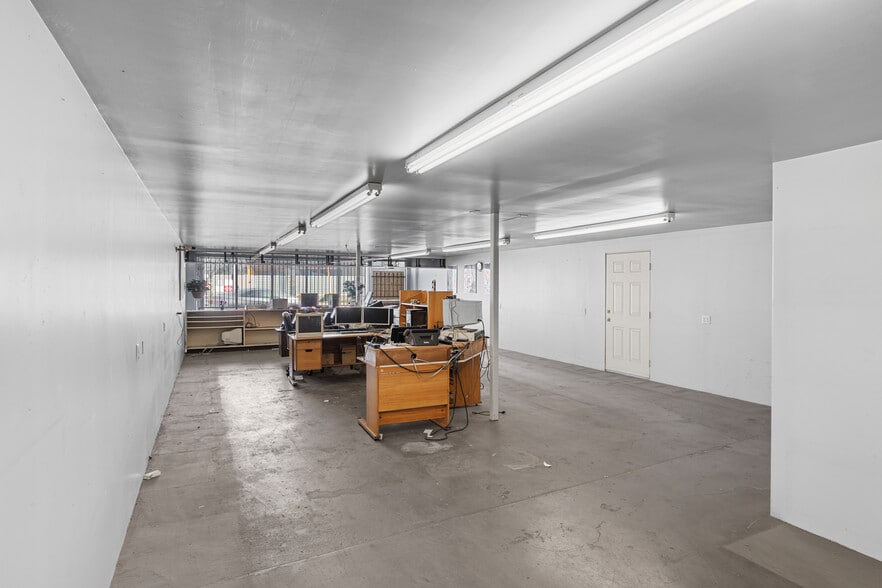 More Photos Of 1900-1902 E Anaheim St, Long Beach Storefront For Sale