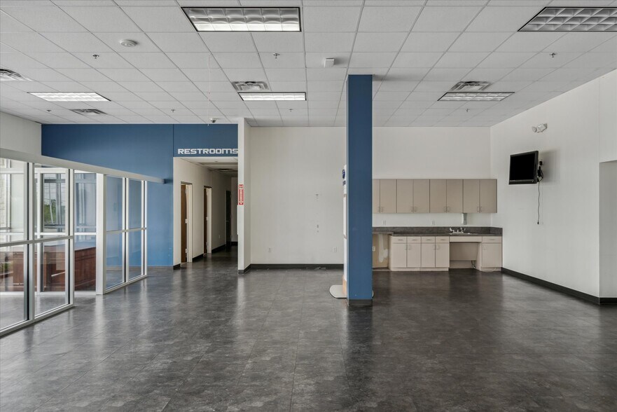 More Photos Of 7311 I-30 E, Greenville Distribution For Sale