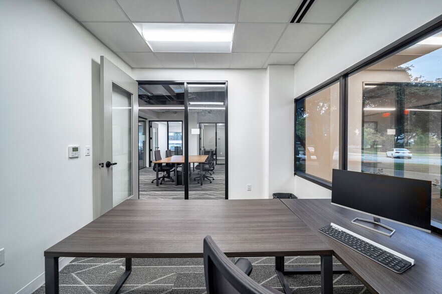 More Photos Of 17250 Dallas Pky, Addison Coworking Space