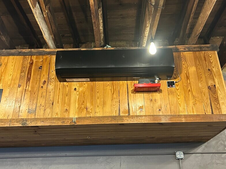 More Photos Of 105 S Main St, Quitman Storefront Retail Office For Sale