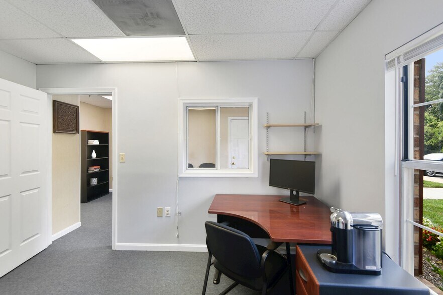 More Photos Of 13621-13689 Baltimore Ave, Laurel Medical For Sale