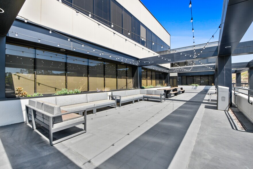 More Photos Of 3111 N Tustin Ave, Orange Office Residential For Lease