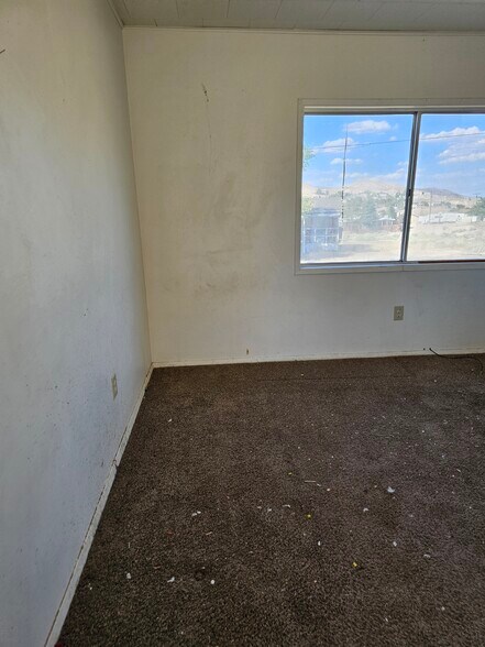 More Photos Of 310 Arizona st, Tonopah Apartments For Sale