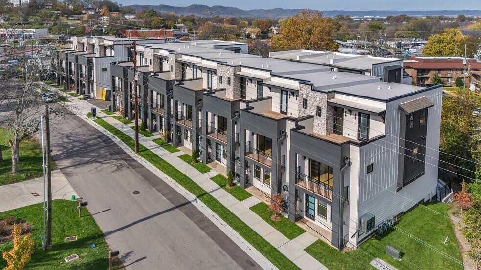 Primary Photo Of 824 Watts Ln, Nashville Apartments For Sale
