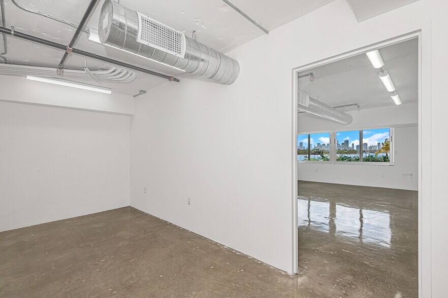 More Photos Of 1200 West Ave, Miami Beach Apartments For Sale