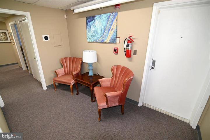 More Photos Of 605 Post Office Rd, Waldorf Medical For Sale