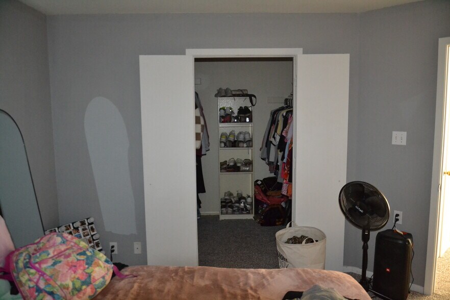 More Photos Of 100 Shady River Dr, Junction Apartments For Sale