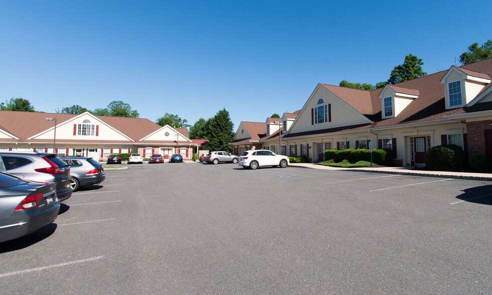 More Photos Of 46 Vreeland Dr, Skillman Unknown For Lease