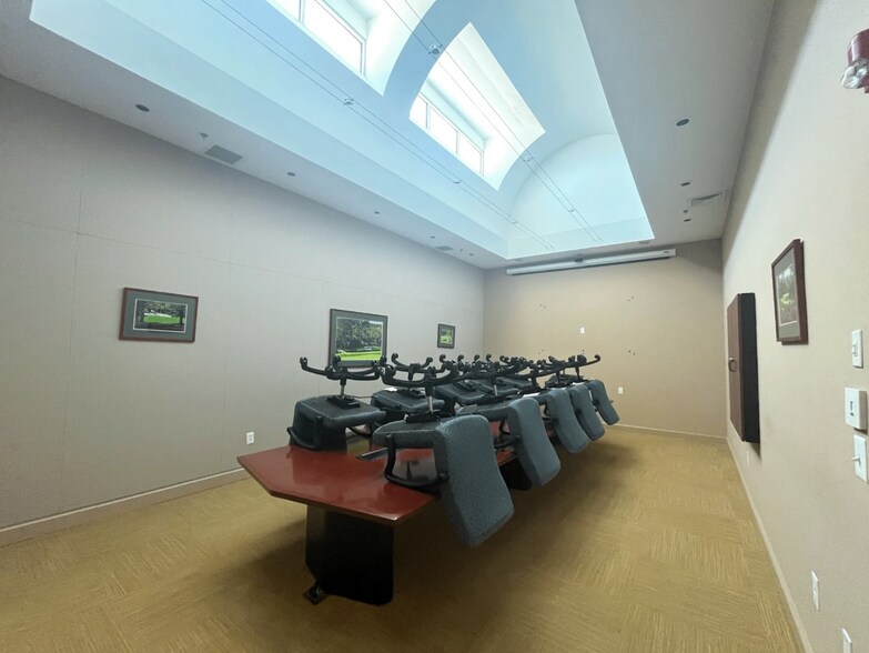 More Photos Of 175 McQueen Blvd, Summerville Manufacturing For Lease