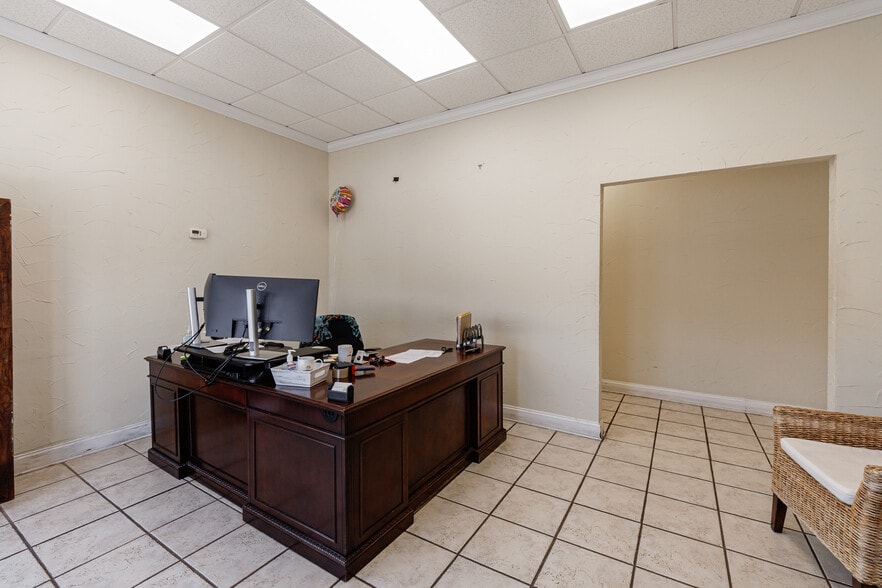 More Photos Of 12230 Cumming Hwy, Canton Warehouse For Lease