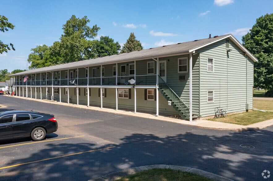 550 E Cass St, Schoolcraft, MI 49087 Apartments For Sale