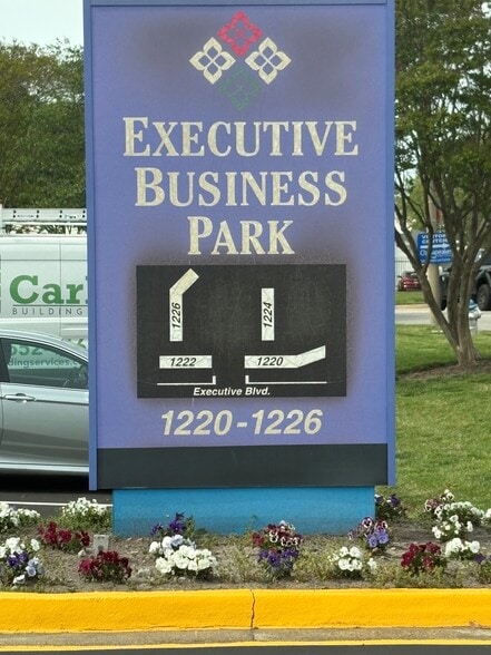 More Photos Of 1224 Executive Blvd, Chesapeake Showroom For Sale