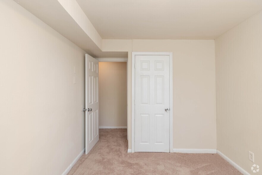 More Photos Of 6004-6028 Amberwood Rd, Baltimore Apartments For Sale