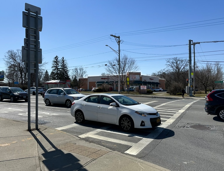 More Photos Of 1850 Central Ave, Colonie Drugstore For Sale