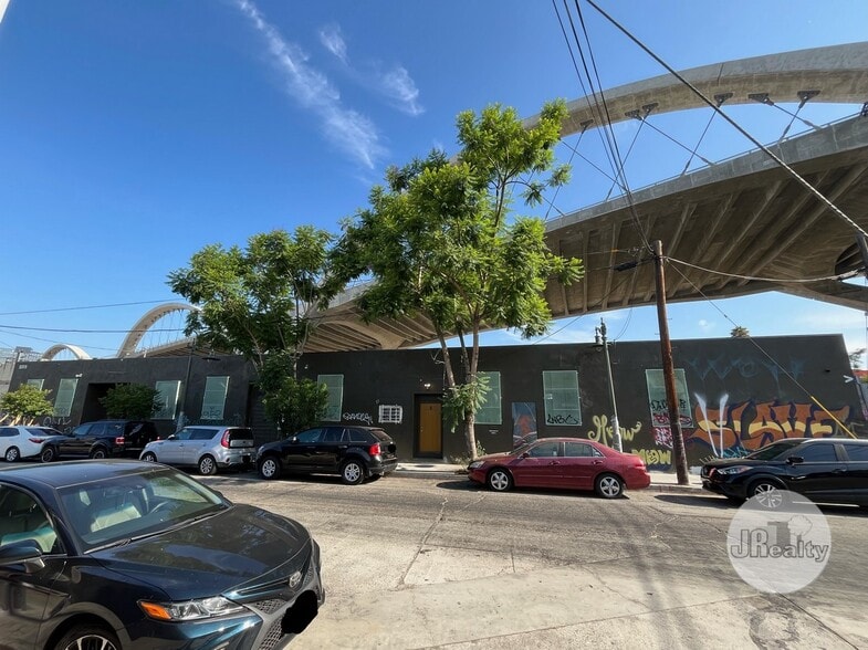 More Photos Of 2315-2325 Jesse St, Los Angeles Warehouse For Sale