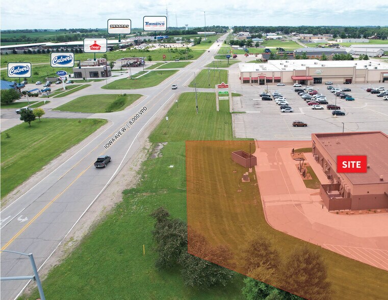 More Photos Of 3109 S Center St, Marshalltown Service Station For Sale