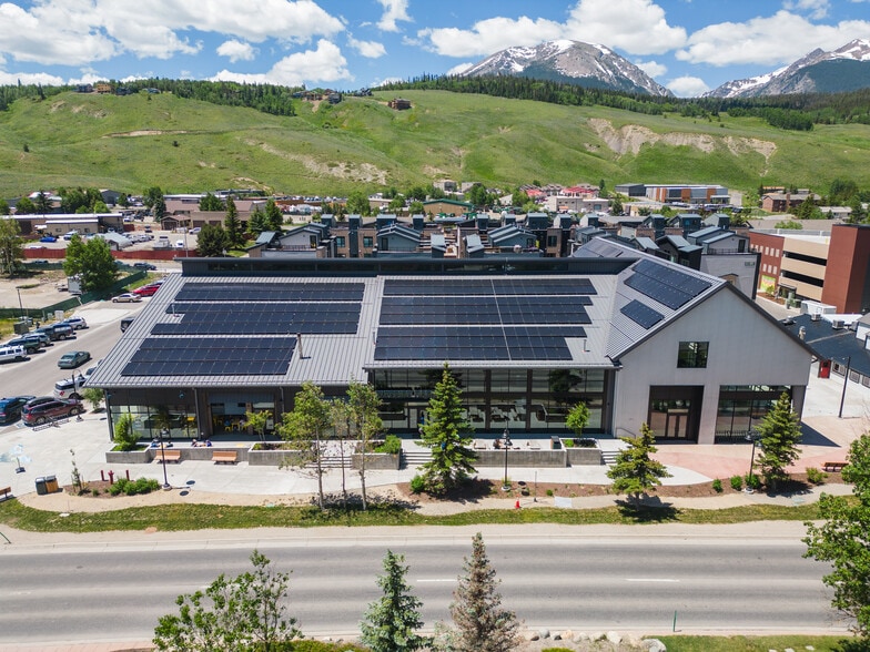 More Photos Of 325 Blue River Pky, Silverthorne Restaurant For Lease