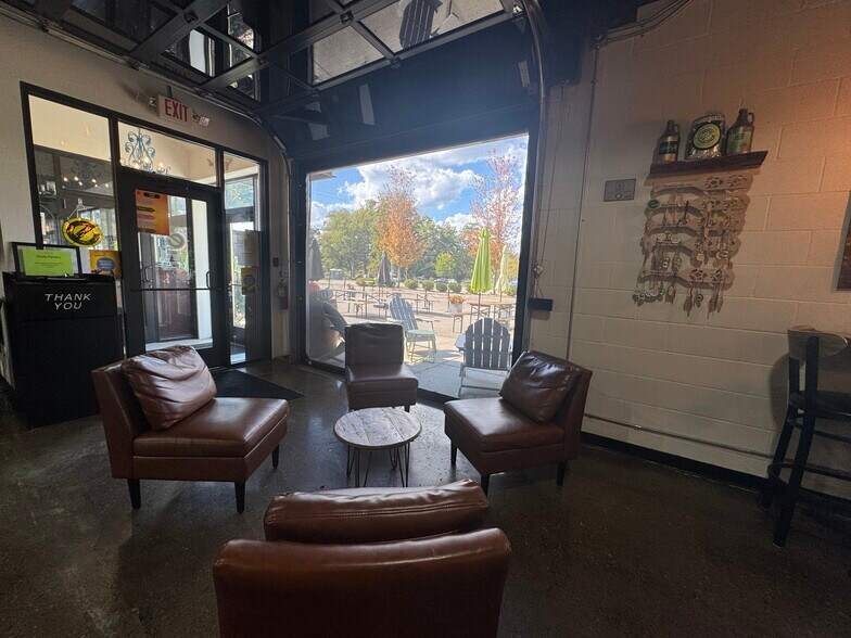 More Photos Of 8080 Grand St, Dexter Auto Repair For Sale