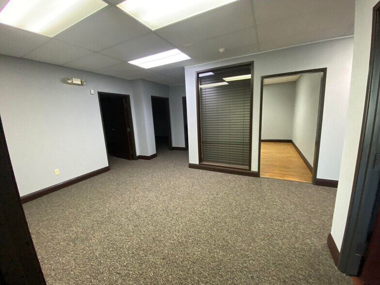 More Photos Of 1885 Piedmont Rd N, Piedmont General Retail For Sale