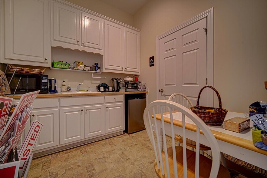 More Photos Of 460 S Peachtree St, Norcross Office For Lease