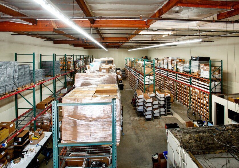 More Photos Of 1771-1837 E 46th St, Los Angeles Warehouse For Lease