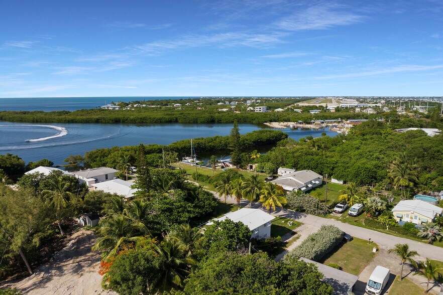 More Photos Of 329 63rd Court Gulf, Marathon Apartments For Sale