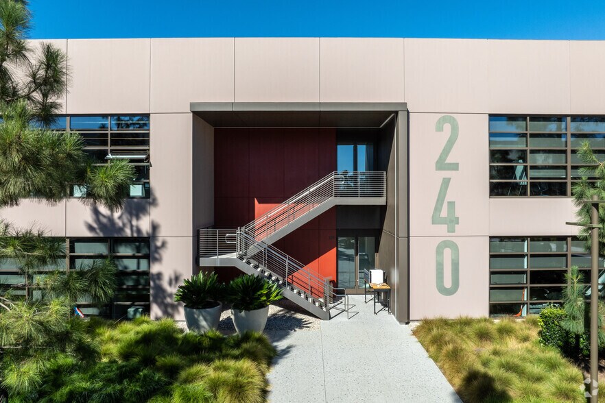 More Photos Of 240 Progress, Irvine Office For Lease