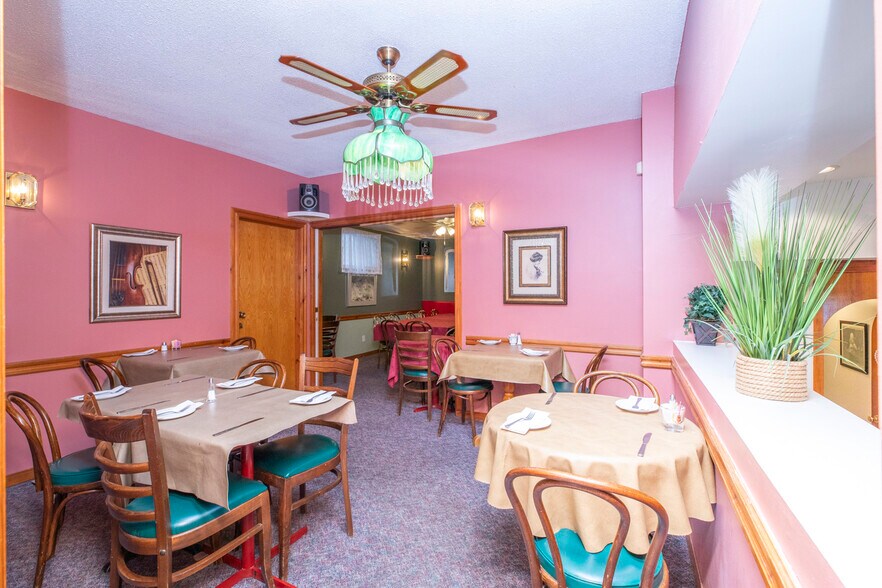 More Photos Of 14 Marier Av, Ottawa Storefront Retail Residential For Sale