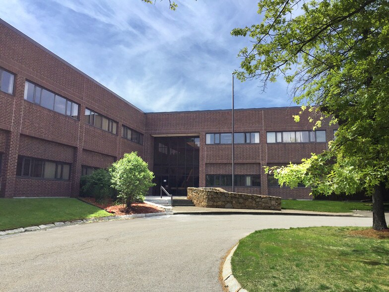 More Photos Of 305 Foster St, Littleton Office For Lease