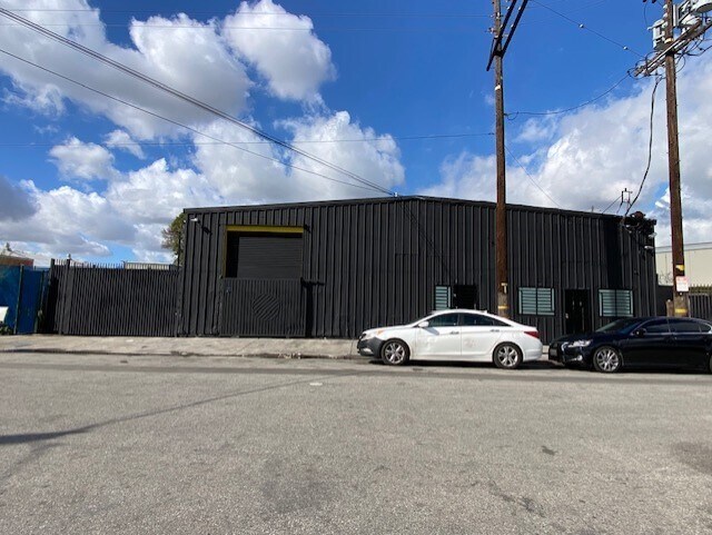 Primary Photo Of 5957 S St Andrews Pl, Los Angeles Warehouse For Sale