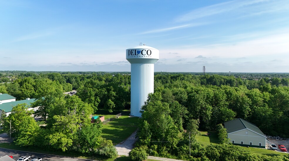 More Photos Of 10-106 Village Pointe Dr, Powell Flex For Lease