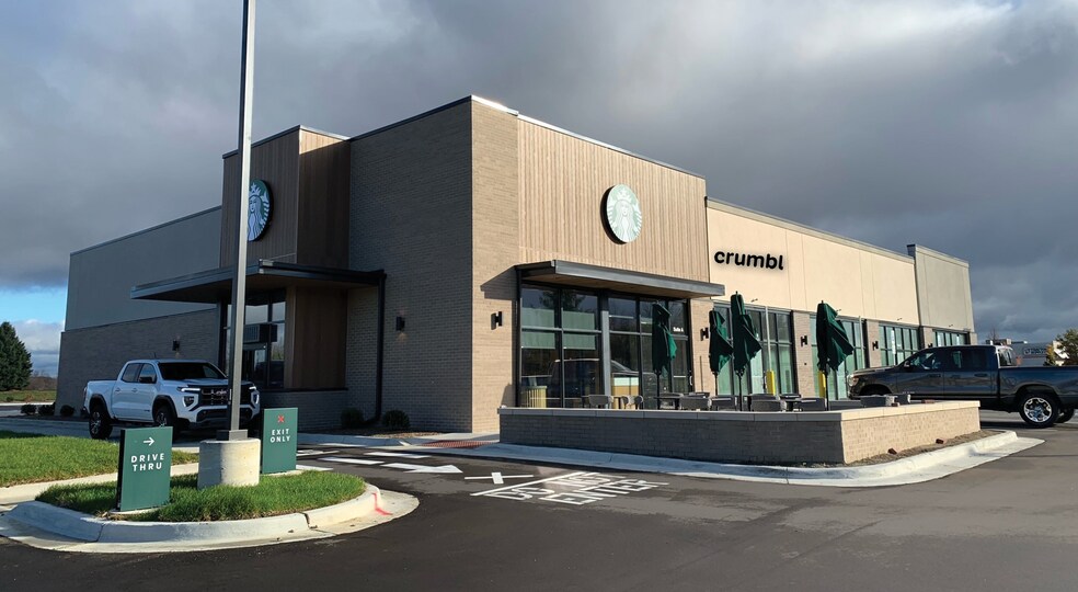 Primary Photo Of 8079 Lapeer Rd, Davison Storefront For Lease