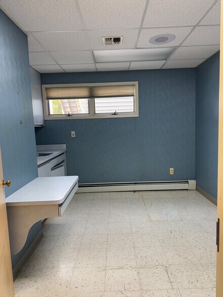 More Photos Of 179 Lafayette Ave, Hawthorne Medical For Lease