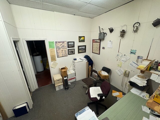 More Photos Of 7547 Williamson Rd, Hollins Storefront For Lease