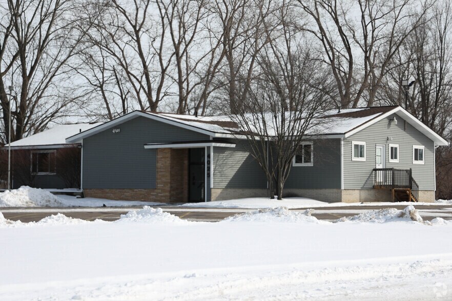 Primary Photo Of 4025 Holt Rd, Holt Coworking Space