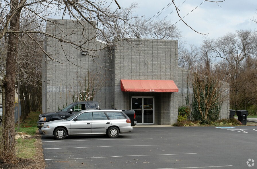 More Photos Of 314 W Lokey Ave, Murfreesboro Office For Lease