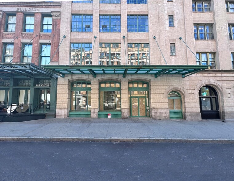 Primary Photo Of 125 Hudson Street, New York Apartments For Lease