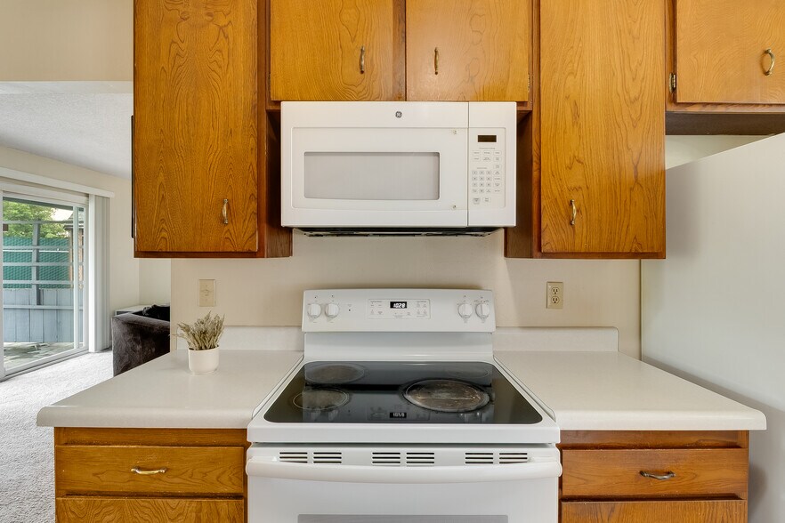 More Photos Of 150 Yorkshire Ct, Vallejo Apartments For Sale