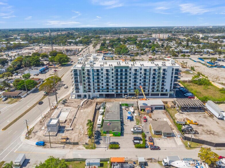 More Photos Of 4611 SW 44th Ave, Dania Warehouse For Lease